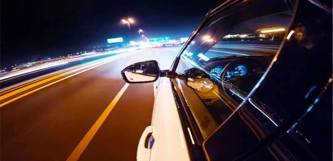 鋁創(chuàng)新紀(jì)元 -- 汽車“減負(fù)”正當(dāng)時(shí)4.jpg 鋁創(chuàng)新紀(jì)元 -- 汽車“減負(fù)”正當(dāng)時(shí)4.jpg